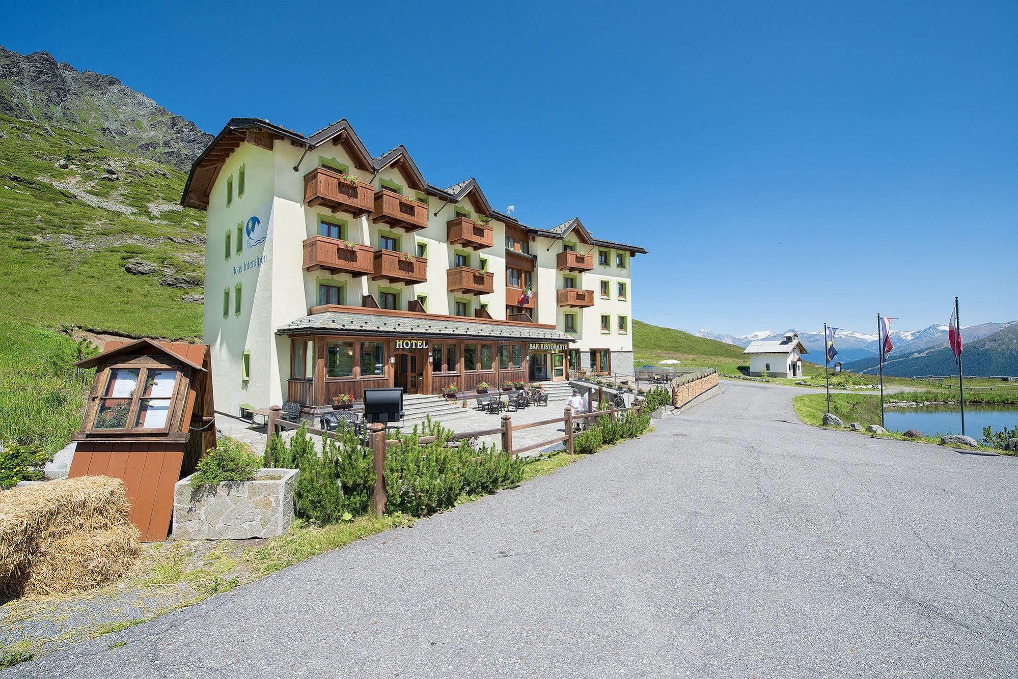 Interalpen Hotel 4*